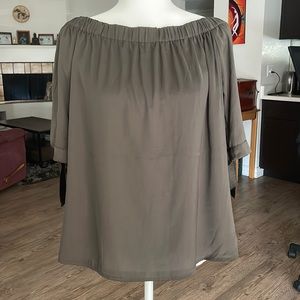 H&M Forest Green Off-the-Shoulder Top